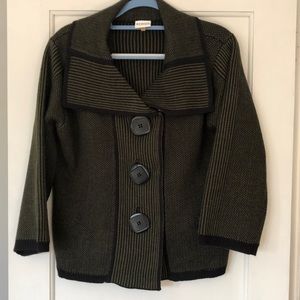 COPY - Sioni Vintage size Med, dark green,black. Button/snap cardigan. Wool ble…